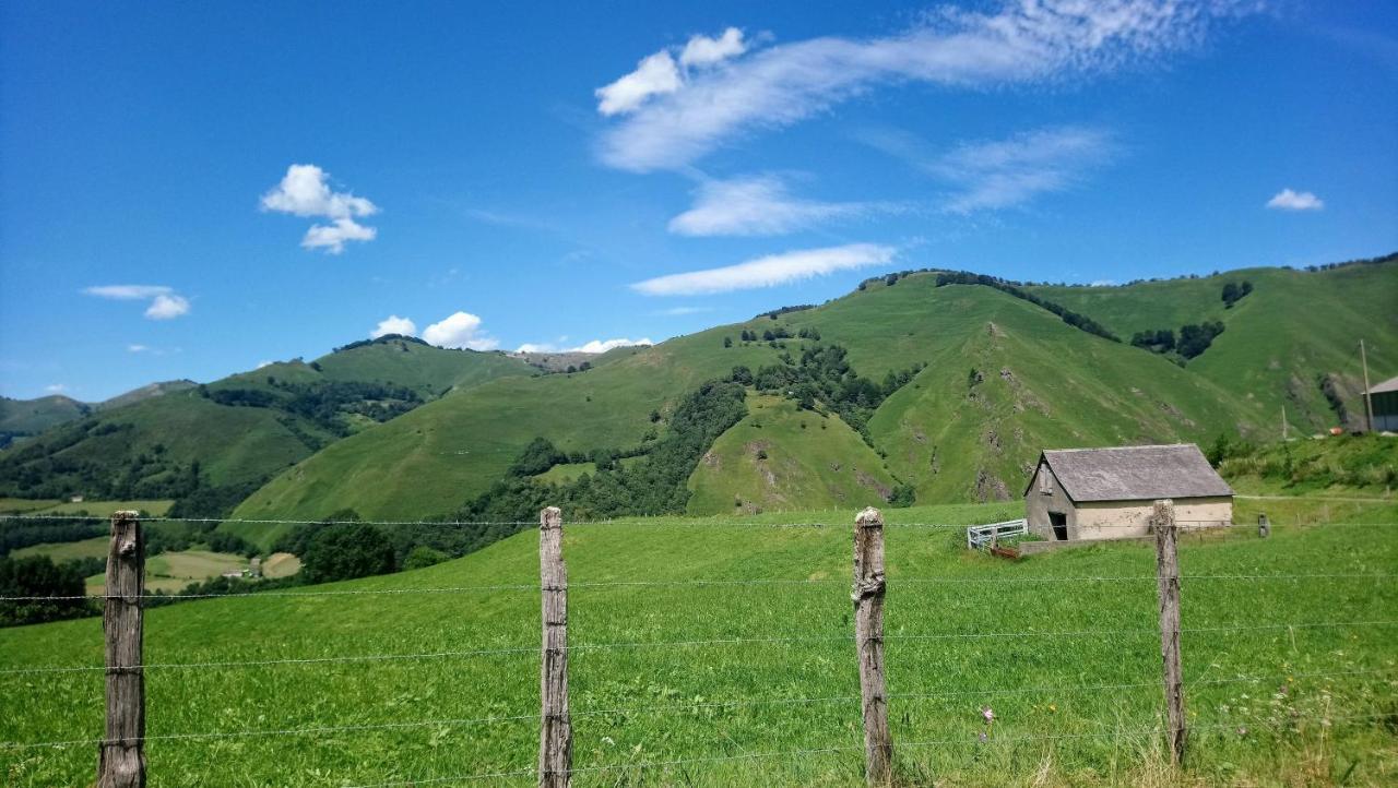 Tente Safari Lodge Ferme Carrique Tardets-Sorholus Dış mekan fotoğraf